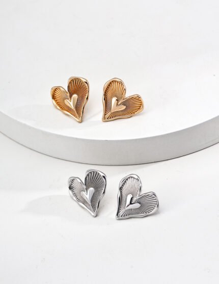 Heart Echo Studs Earrings